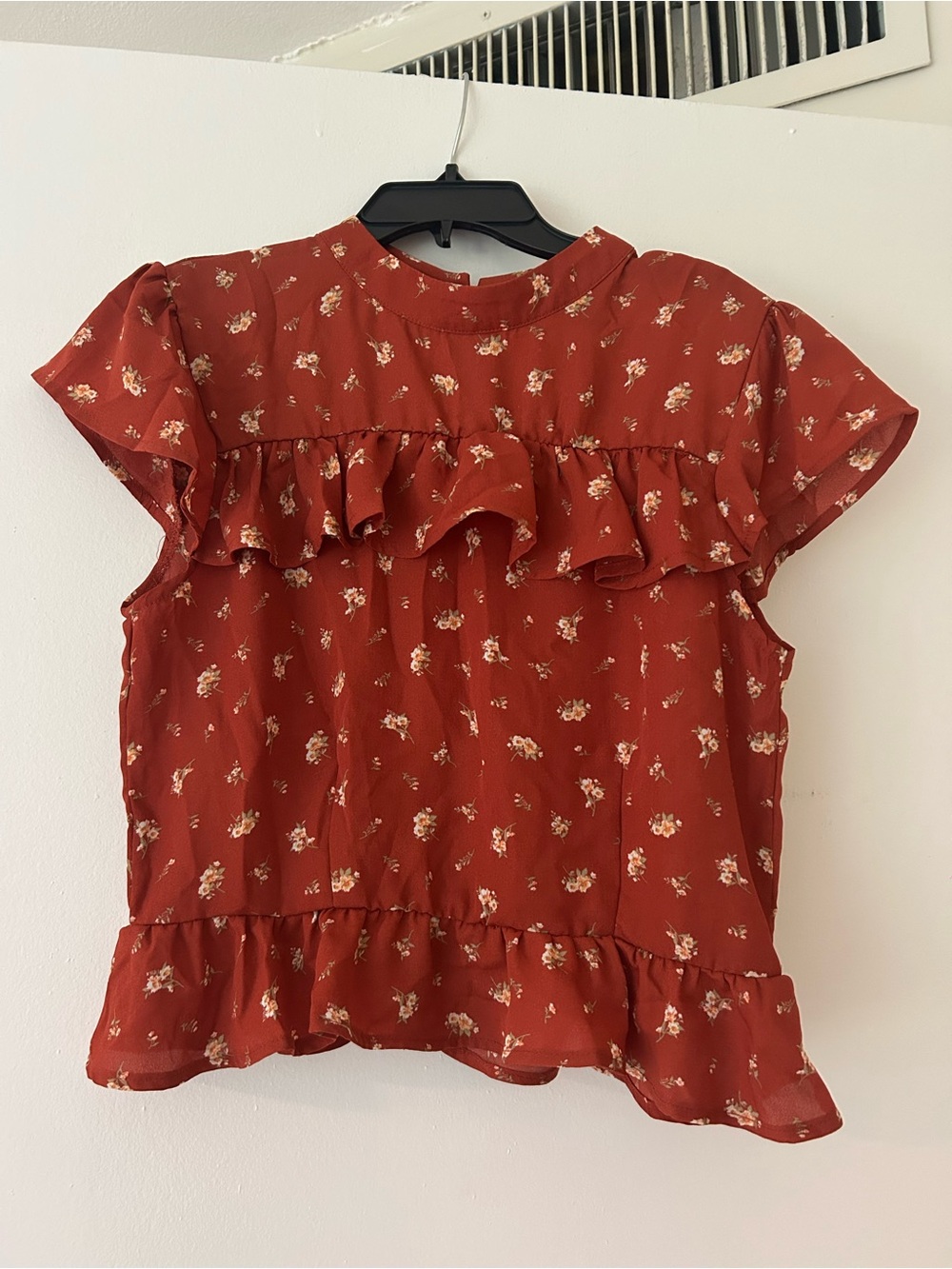 Forever 21 Rust Floral Ruffle Blouse